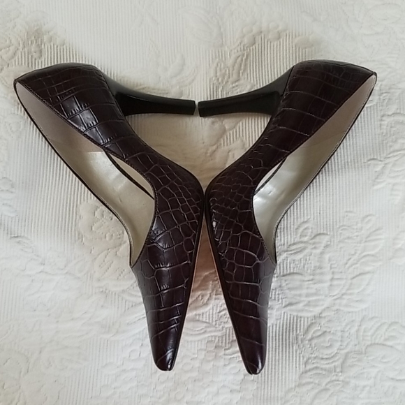 New Talbots Leather Croco Embossed Heels - Picture 4 of 12